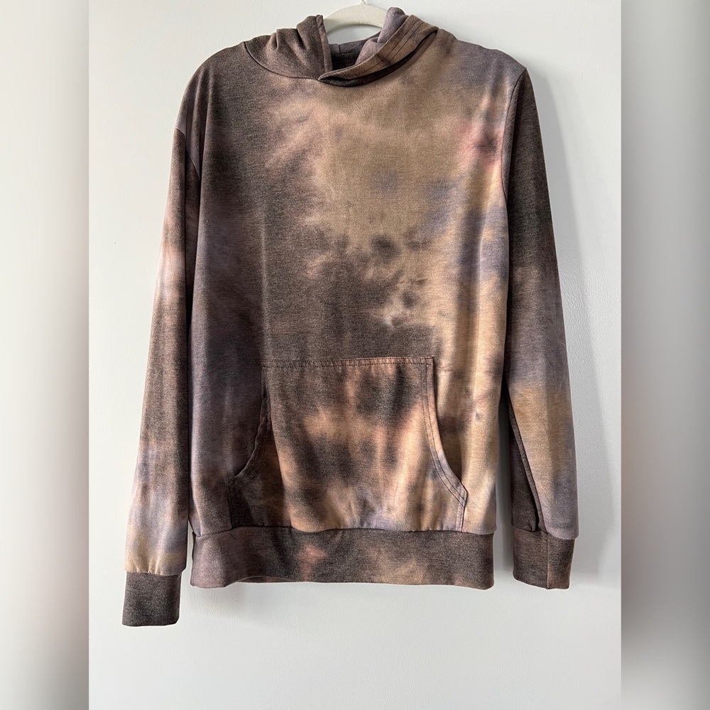 TIE DYE SWEATS